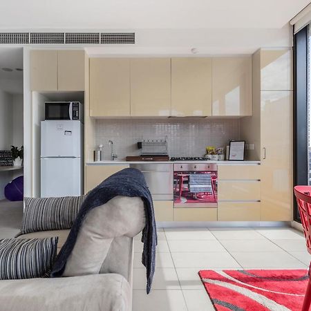 Light, Airy, Spacious Queens Road Apartment Melbourne Exterior foto